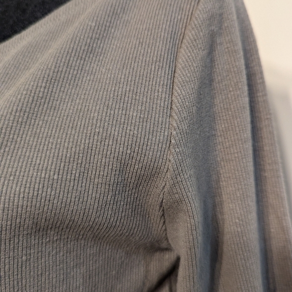 Nwt Asymmetrical Petite GAP Long Sleeve - Picture 3 of 5